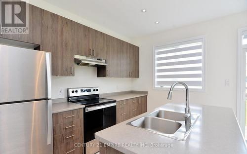 20 Simona Avenue, Wasaga Beach, ON - Indoor Photo Showing Kitchen With Double Sink