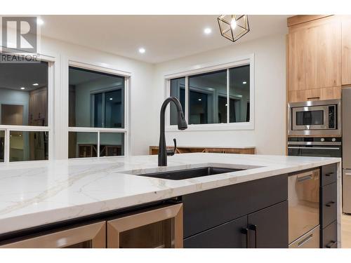 830 Westview Way Unit# 30, West Kelowna, BC - Indoor Photo Showing Kitchen With Upgraded Kitchen