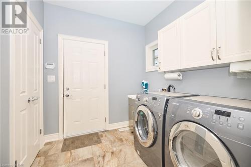 57 Stoneridge Crescent, Niagara-On-The-Lake, ON - Indoor Photo Showing Laundry Room