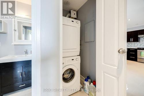 1604 - 3845 Lake Shore Boulevard W, Toronto, ON - Indoor Photo Showing Laundry Room