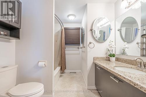 21 Doris Drive, Barrie, ON - Indoor Photo Showing Bathroom