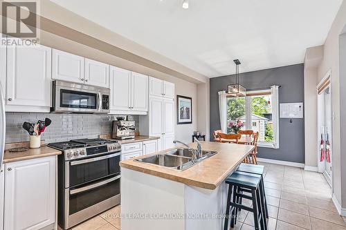 55 Robertson Street, Collingwood, ON - Indoor Photo Showing Kitchen With Double Sink With Upgraded Kitchen