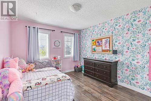 55 Robertson Street, Collingwood, ON - Indoor Photo Showing Bedroom