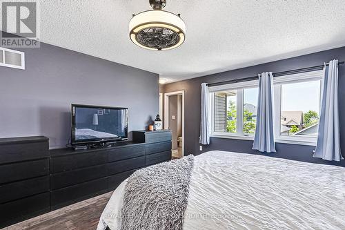 55 Robertson Street, Collingwood, ON - Indoor Photo Showing Bedroom