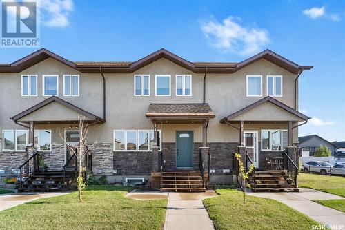 14 1703 Patrick Crescent, Saskatoon, SK - Outdoor With Facade