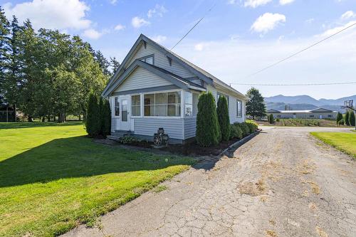 49262 Yale Road, Chilliwack, BC 