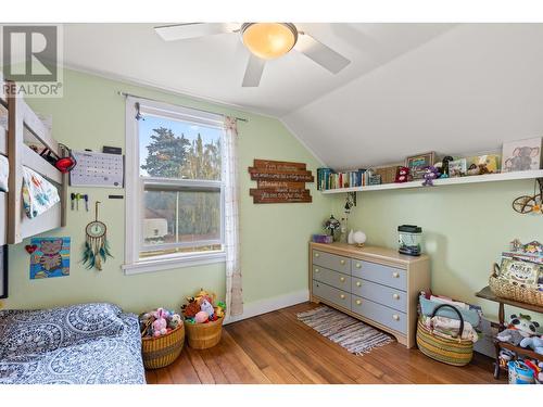 590-592 Bay Avenue, Kelowna, BC - Indoor Photo Showing Bedroom