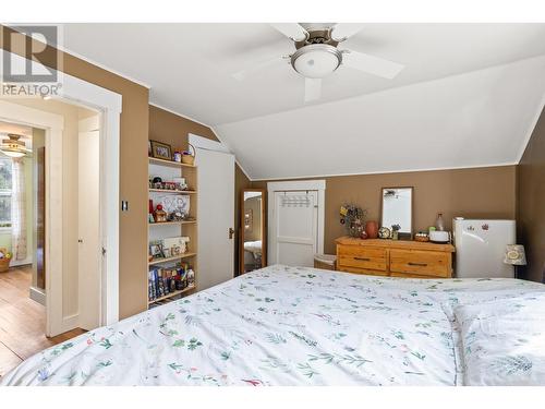 590-592 Bay Avenue, Kelowna, BC - Indoor Photo Showing Bedroom