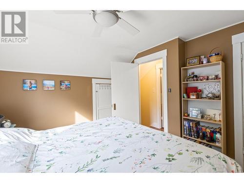 590-592 Bay Avenue, Kelowna, BC - Indoor Photo Showing Bedroom