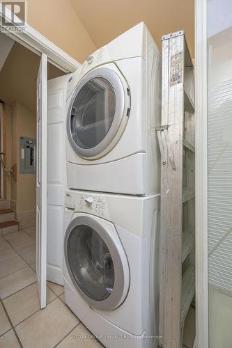 733 Princess Avenue, London, ON - Indoor Photo Showing Laundry Room