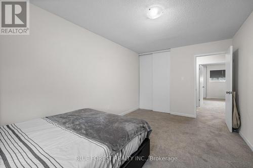 250 - 700 Osgoode Drive S, London, ON - Indoor Photo Showing Bedroom