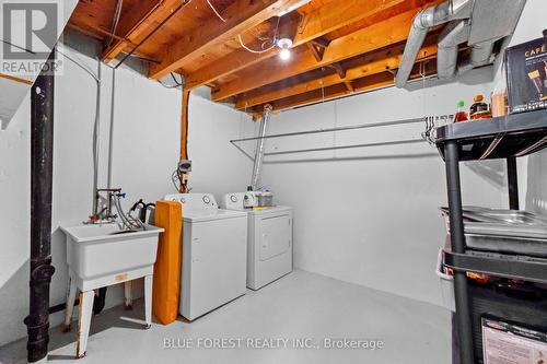 250 - 700 Osgoode Drive S, London, ON - Indoor Photo Showing Laundry Room