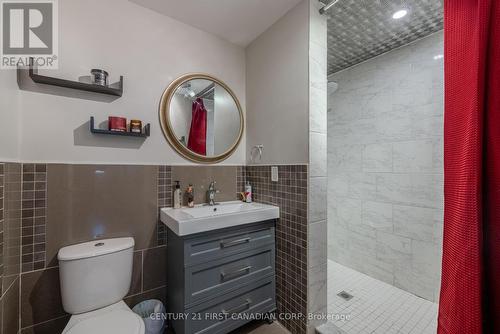 159 St James Street, London, ON - Indoor Photo Showing Bathroom