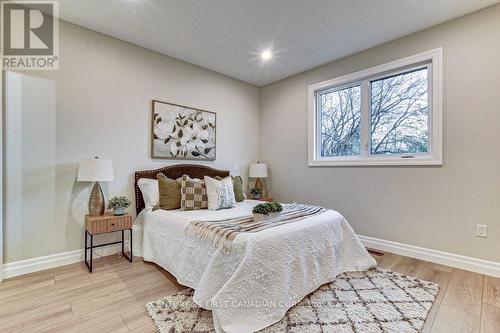 163 Elgin Avenue E, Goderich, ON - Indoor Photo Showing Bedroom