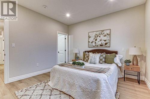 163 Elgin Avenue E, Goderich, ON - Indoor Photo Showing Bedroom