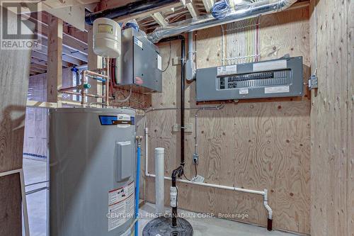 163 Elgin Avenue E, Goderich, ON - Indoor Photo Showing Basement