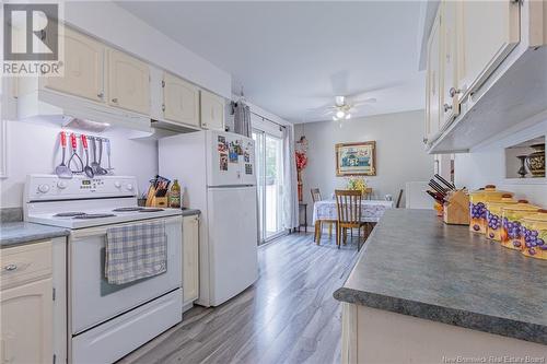 214 Maurice Crescent, Beresford, NB - Indoor Photo Showing Kitchen