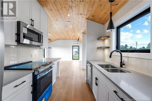 14 Bedeche Street, Cap-Pelé, NB - Indoor Photo Showing Kitchen With Double Sink With Upgraded Kitchen