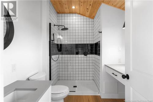 14 Bedeche Street, Cap-Pelé, NB - Indoor Photo Showing Bathroom