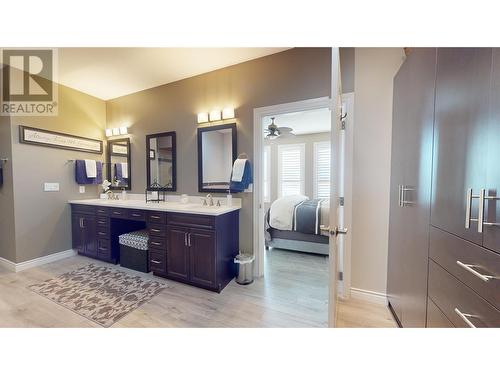 3033 37Th Street, Osoyoos, BC - Indoor Photo Showing Bathroom