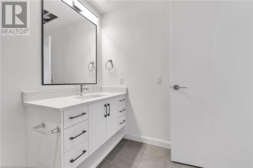 741 King Street W Unit# 201, Kitchener, ON - Indoor Photo Showing Bathroom