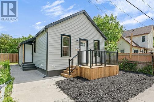 627 Assumption, Windsor, ON - Outdoor With Deck Patio Veranda