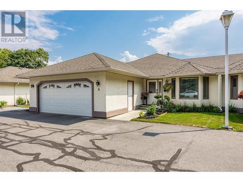 715 Barrera Road Unit# 8, Kelowna, BC - Outdoor With Facade