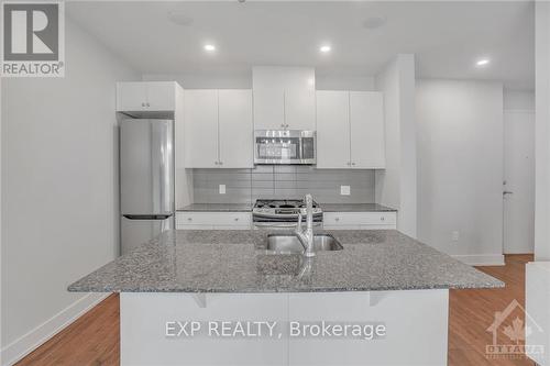 1004 - 100 Champagne Avenue S, Ottawa, ON - Indoor Photo Showing Kitchen With Stainless Steel Kitchen With Upgraded Kitchen