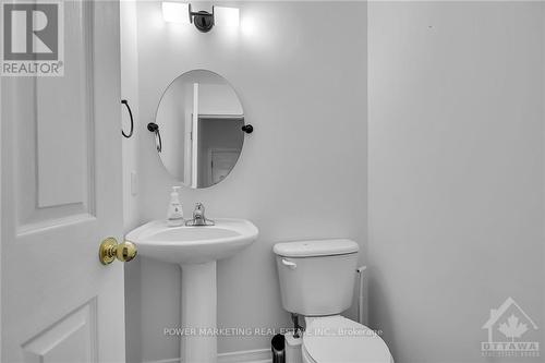 1085 Ballantyne Drive, Ottawa, ON - Indoor Photo Showing Bathroom