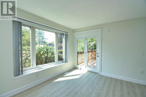 26 Highcliffe Avenue, Hamilton, ON - Indoor Photo Showing Other Room