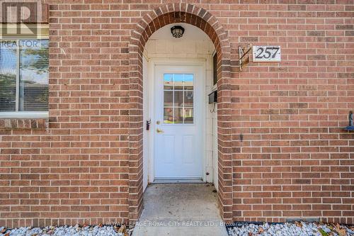 257 - 31 Greengate Road, Guelph, ON - Outdoor With Exterior