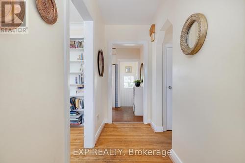 142 Lane Street, Guelph, ON - Indoor Photo Showing Other Room