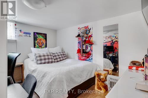 142 Lane Street, Guelph, ON - Indoor Photo Showing Bedroom