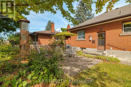 142 Lane Street, Guelph, ON - Outdoor