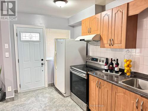 188 - 6448 Finch Avenue W, Toronto, ON - Indoor Photo Showing Kitchen