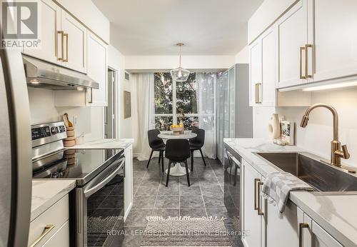 216 - 253 Merton Street, Toronto, ON - Indoor Photo Showing Kitchen