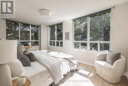 216 - 253 Merton Street, Toronto, ON - Indoor Photo Showing Bedroom