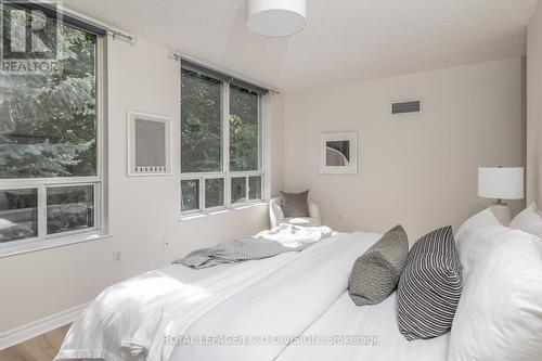 216 - 253 Merton Street, Toronto, ON - Indoor Photo Showing Bedroom