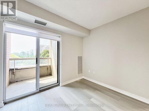 315 - 88 Grandview Way, Toronto, ON - Indoor Photo Showing Other Room