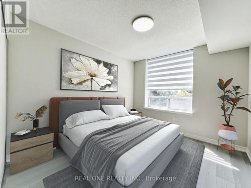 315 - 88 Grandview Way, Toronto, ON - Indoor Photo Showing Bedroom