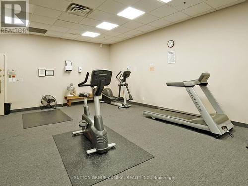 1511 - 18 Lee Centre Drive, Toronto, ON - Indoor Photo Showing Gym Room