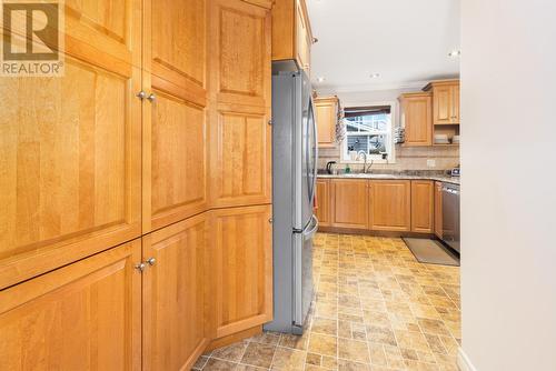 18 Green Acre Drive, St. John'S, NL - Indoor Photo Showing Kitchen