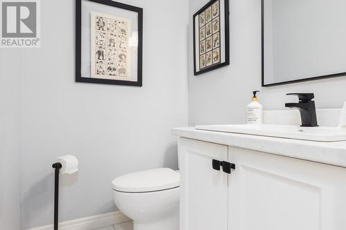 18 Green Acre Drive, St. John'S, NL - Indoor Photo Showing Bathroom