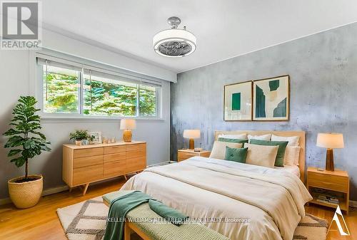 32 Woodgarden Crescent, Toronto, ON - Indoor Photo Showing Bedroom