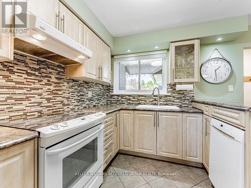 32 Woodgarden Crescent, Toronto, ON - Indoor Photo Showing Kitchen