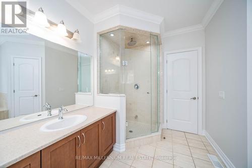 75 Parkheights Trail, King, ON - Indoor Photo Showing Bathroom