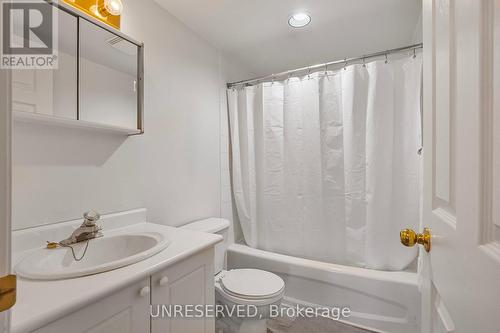 303 - 107 Bond Street, Orillia, ON - Indoor Photo Showing Bathroom