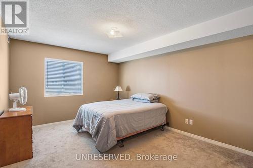 303 - 107 Bond Street, Orillia, ON - Indoor Photo Showing Bedroom