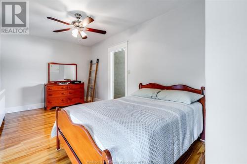 136 Talbot Street West, Leamington, ON - Indoor Photo Showing Bedroom