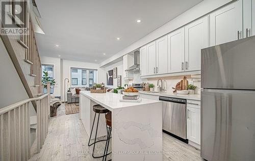 1706 Pleasure Valley Path, Oshawa (Samac), ON - Indoor Photo Showing Kitchen With Upgraded Kitchen